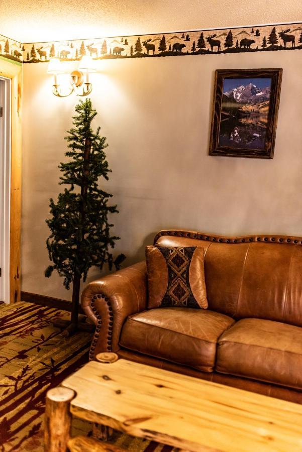 סאלידה Gateway Inn And Suites מראה חיצוני תמונה