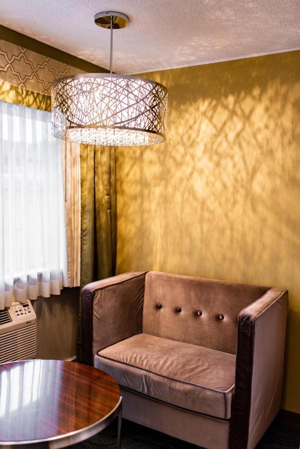 סאלידה Gateway Inn And Suites מראה חיצוני תמונה