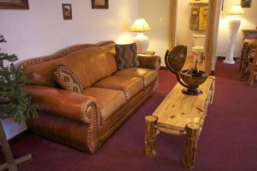 סאלידה Gateway Inn And Suites מראה חיצוני תמונה