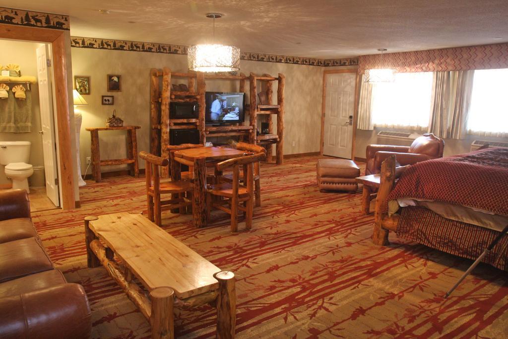 סאלידה Gateway Inn And Suites מראה חיצוני תמונה