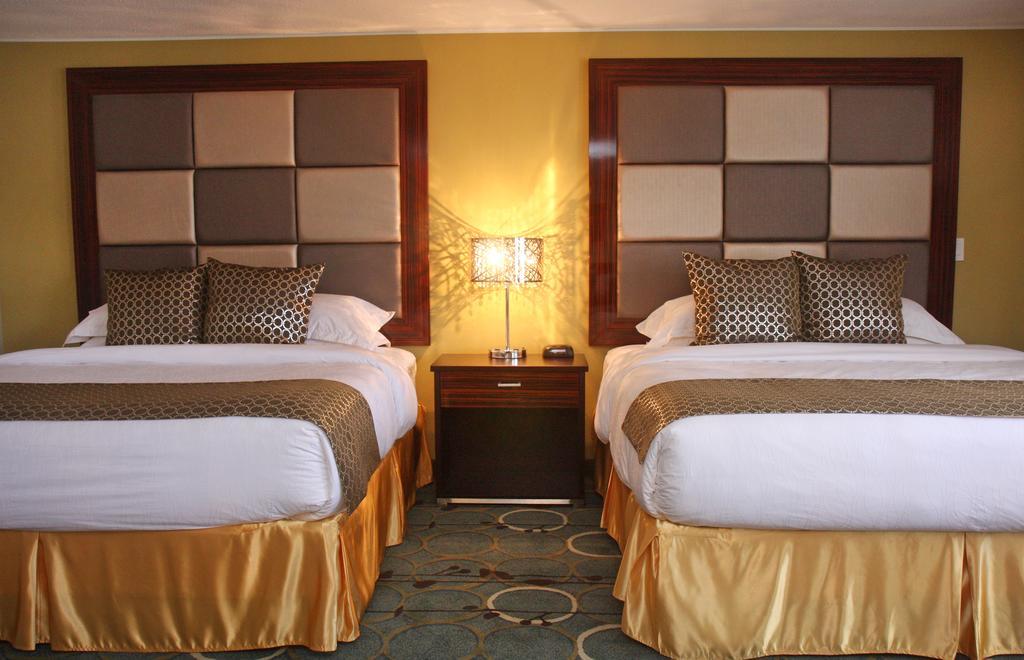 סאלידה Gateway Inn And Suites מראה חיצוני תמונה